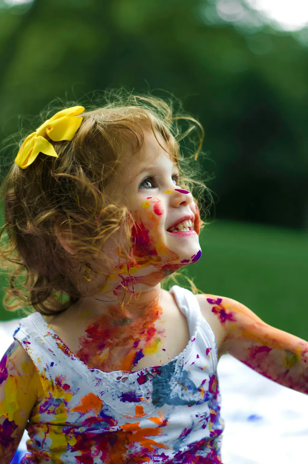 Children in inclusive classroom setting